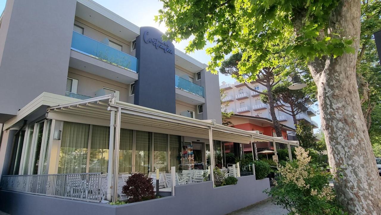 Hotel Costanza 체제나티코 외부 사진