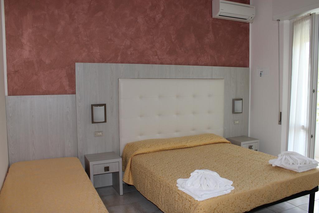 Hotel Costanza 체제나티코 객실 사진